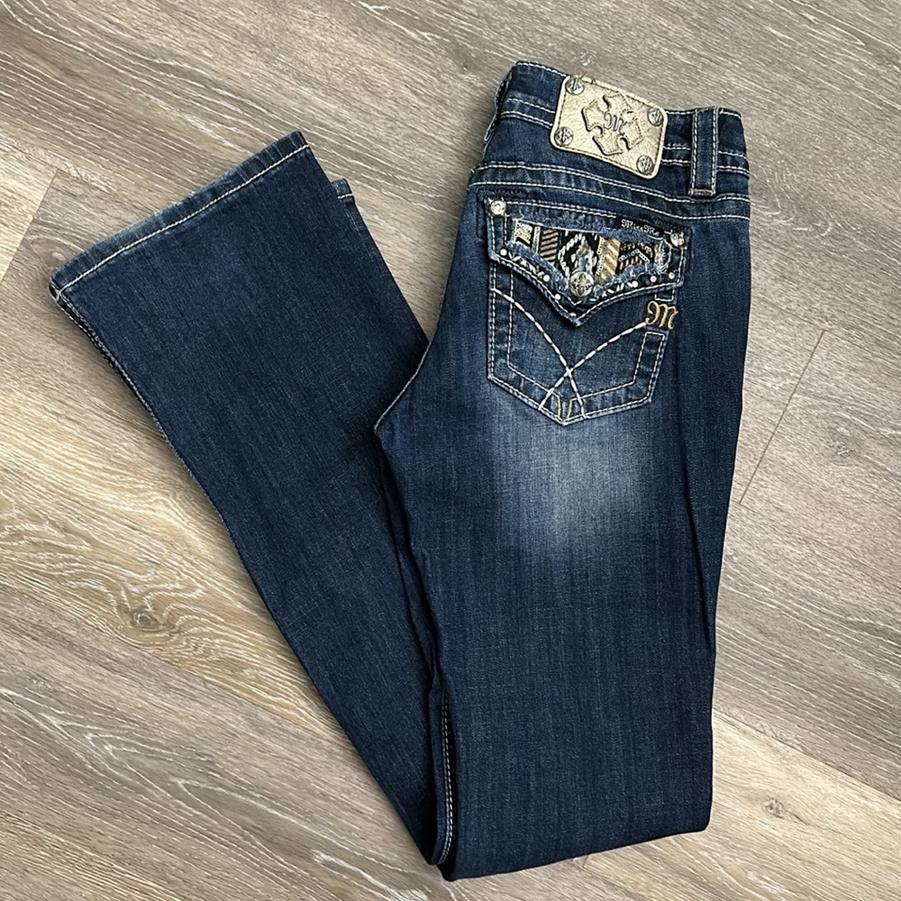 Miss Me Jeans Size 27 Signature Boot